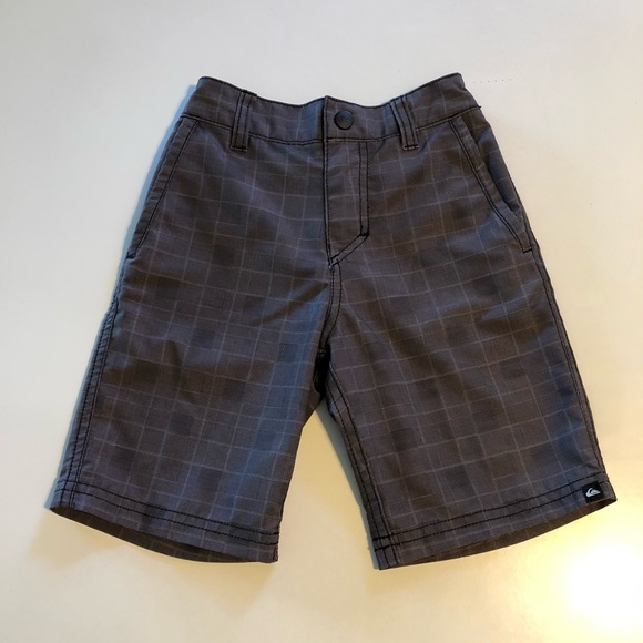 Quiksilver Other - Kids Quicksilver Black and Gray Board Shorts Size 5